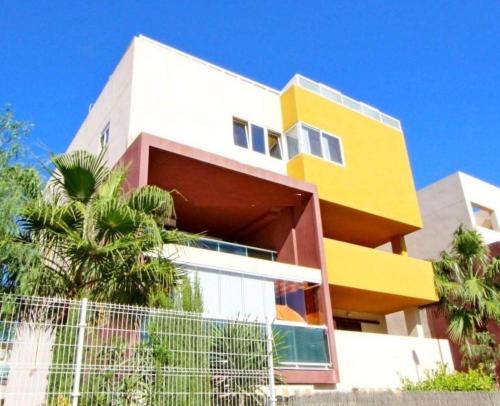 Coral House la Calma Playa Flamenca Big Terrace & 4 Swimming Pools. — 4-Star Luxury Hotel in Orihuela, Spain