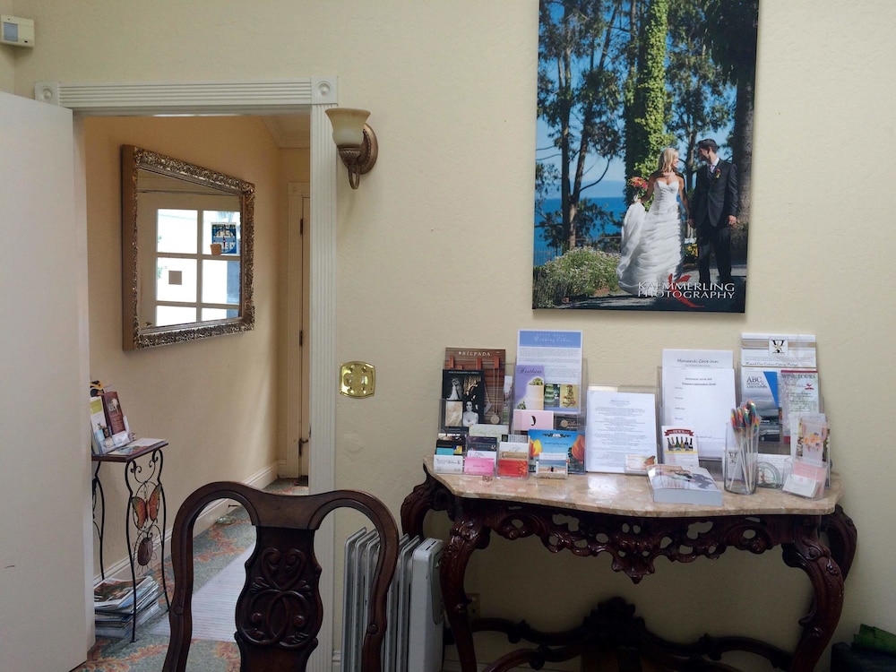 Monarch Cove Inn — Capitola — photo 5