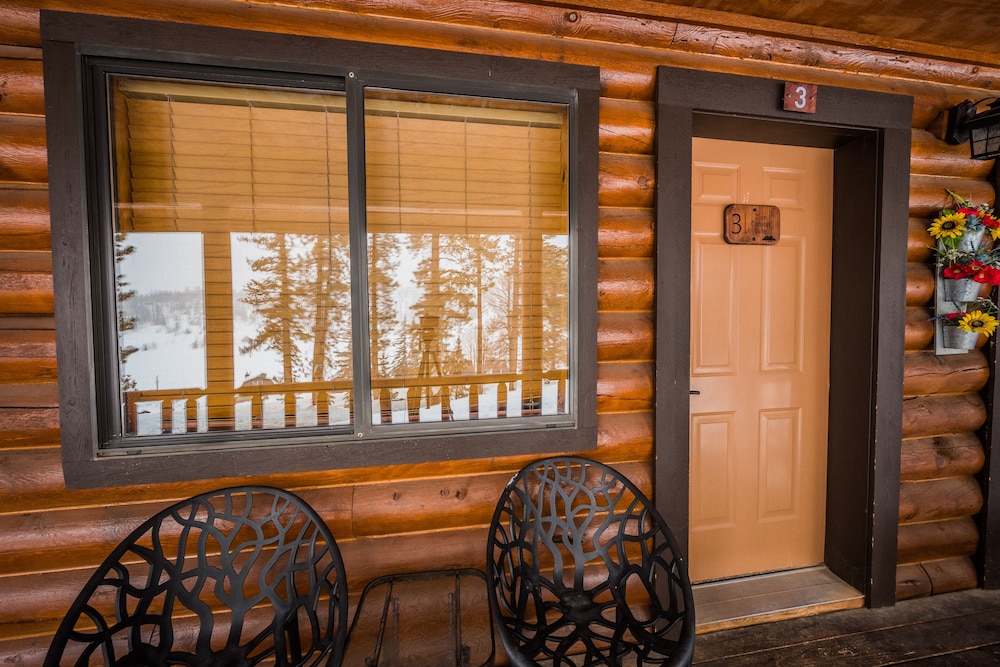 Duck Creek Village Inn - photo 71