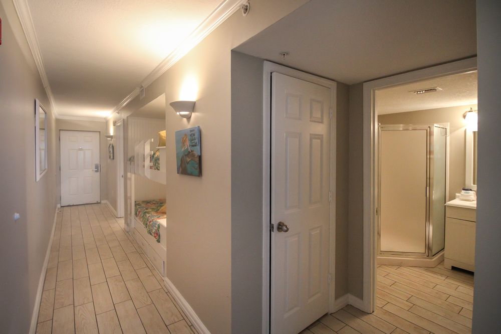 Pelican Beach Resort & Conference Center - photo 30