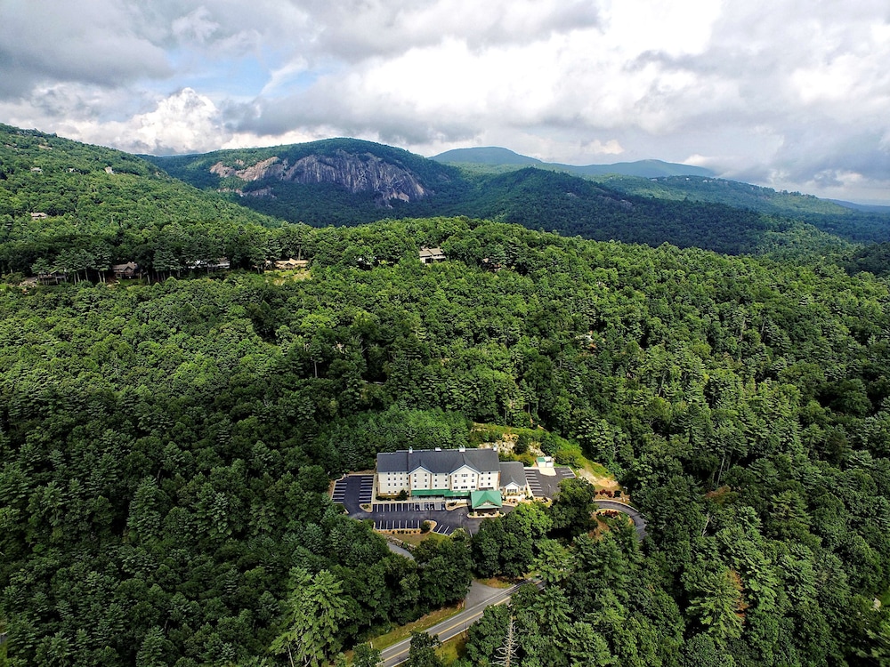 Hampton Inn & Suites Cashiers Sapphire Valley - photo 22