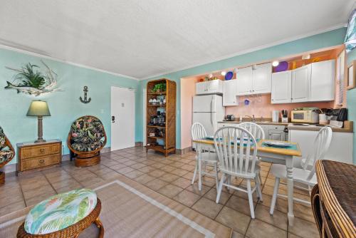 Majestic Beach Condo in Beachfront Resort in St Pete Beach - photo 8