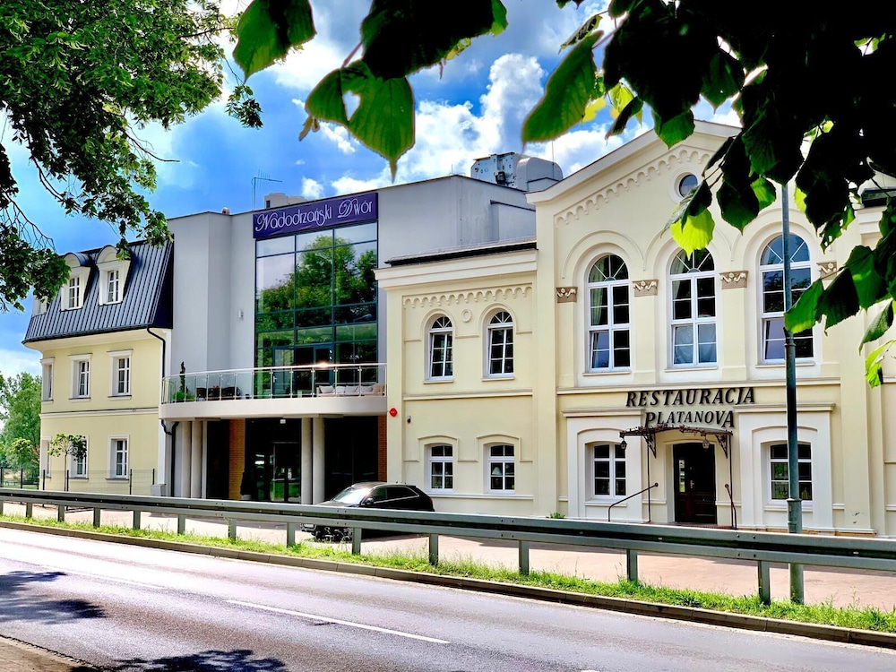 Hotel Nadodrzański Dwór Nowa Sól — hotel in Nowa Sol