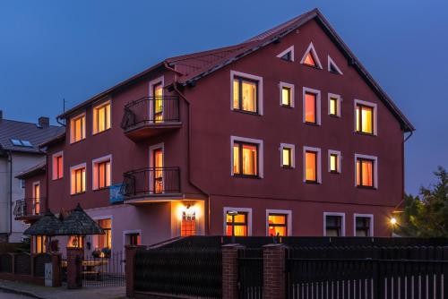 Dom Wypoczynkowy Admirał — hotel in Leba