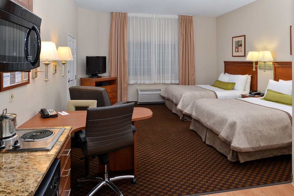 Candlewood Suites Turlock by IHG - photo 17