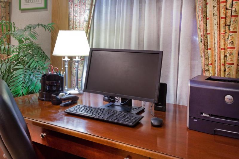 Country Inn & Suites by Radisson Holland MI - photo 13
