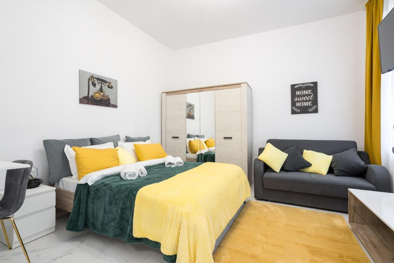 Sunset Apartment — 4-Star Luxury Hotel in Bucharest, Romania