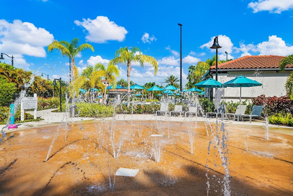 Vista Cay by Orlando Resort Rentals on Universal Boulevard - photo 98