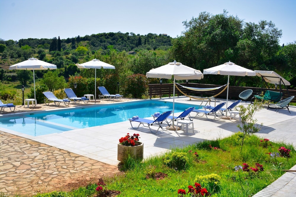 Villa Jazz Rock — 4-Star Luxury Hotel in Corfu, Greece