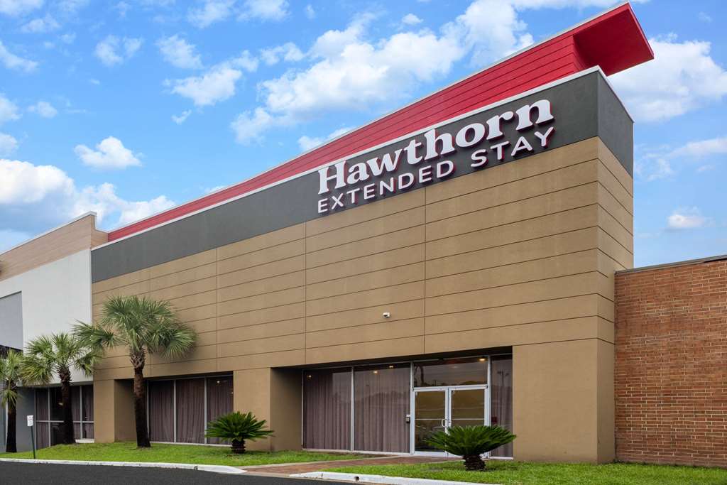 Hawthorn Extended Stay By Wyndham Columbia Ft. Jackson - photo 3