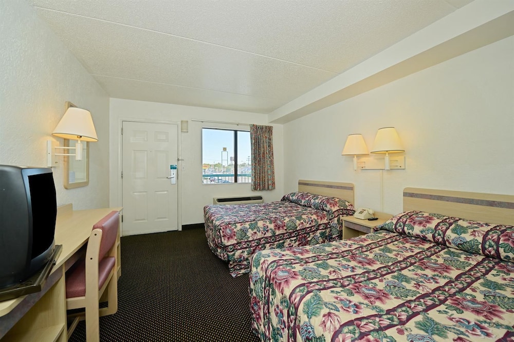 Americas Best Value Inn Battle Creek - photo 4