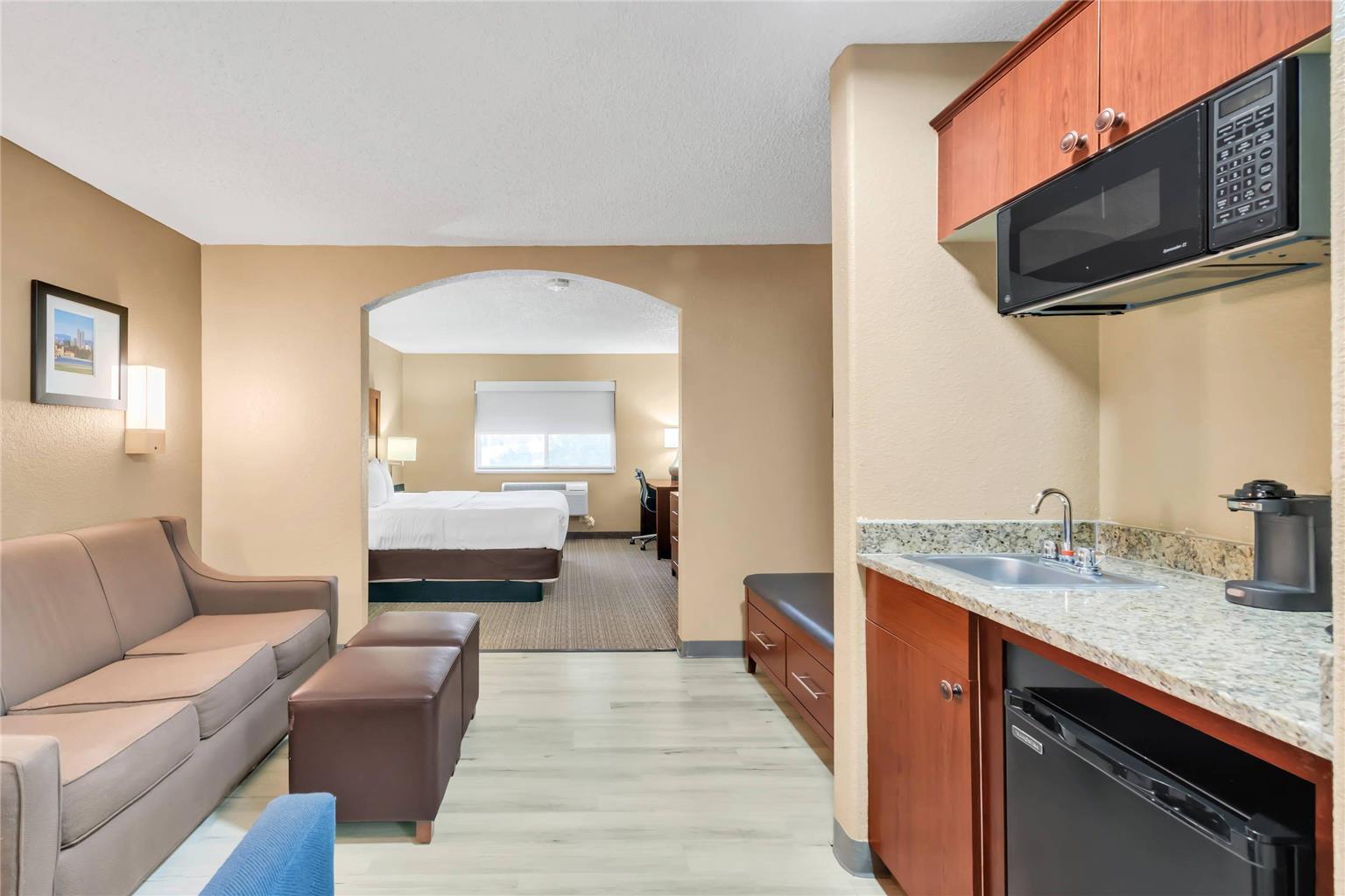 Comfort Suites Lakewood Denver - photo 38