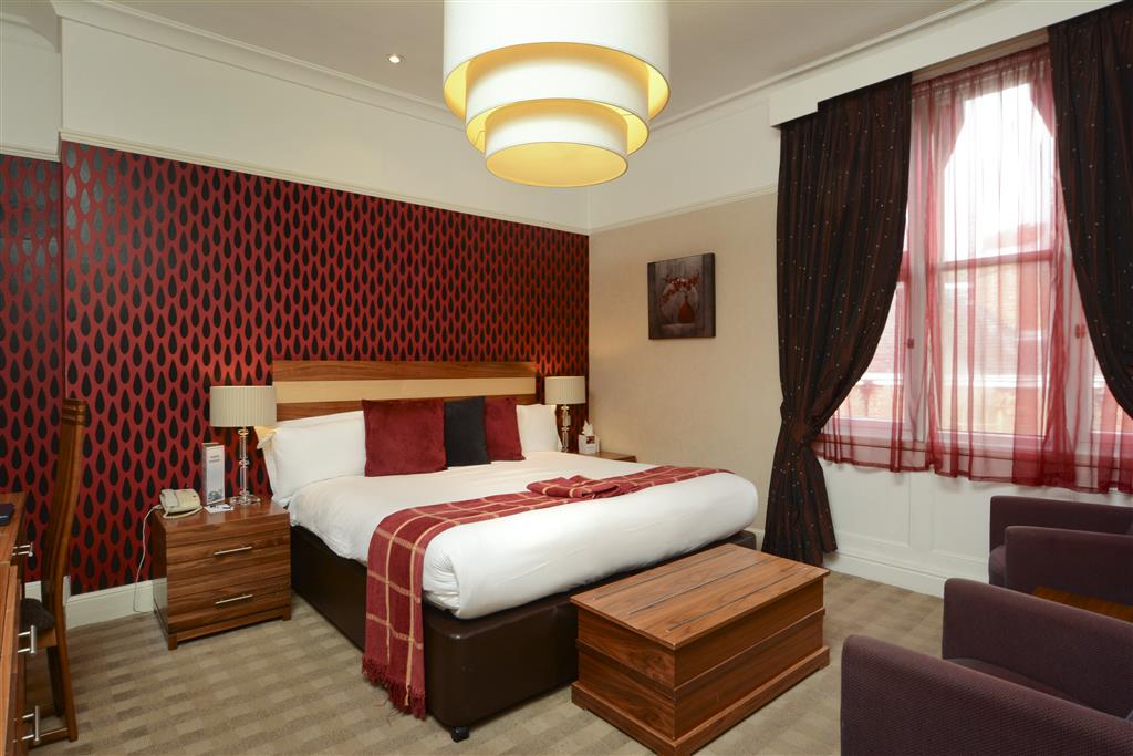 Dean Court Hotel; BW Premier Collection