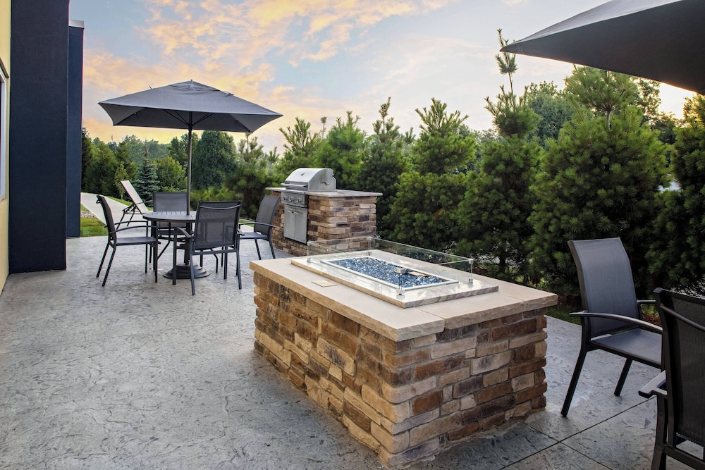 Fairfield Inn & Suites by Marriott Indianapolis Greenfield - photo 12