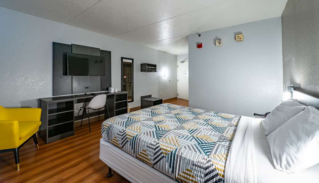 Motel 6 New Haven Branford CT - photo 17