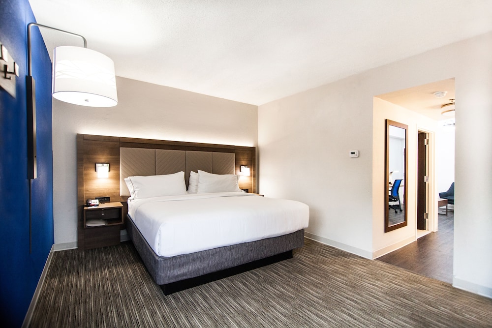 Holiday Inn Express & Suites Nashville Brentwood I 65 by IHG - photo 27
