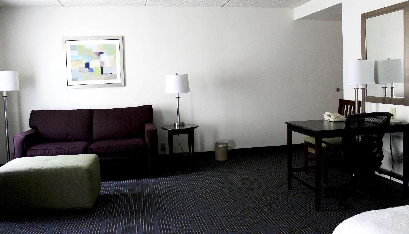 Hampton Inn & Suites Hazard - photo 25