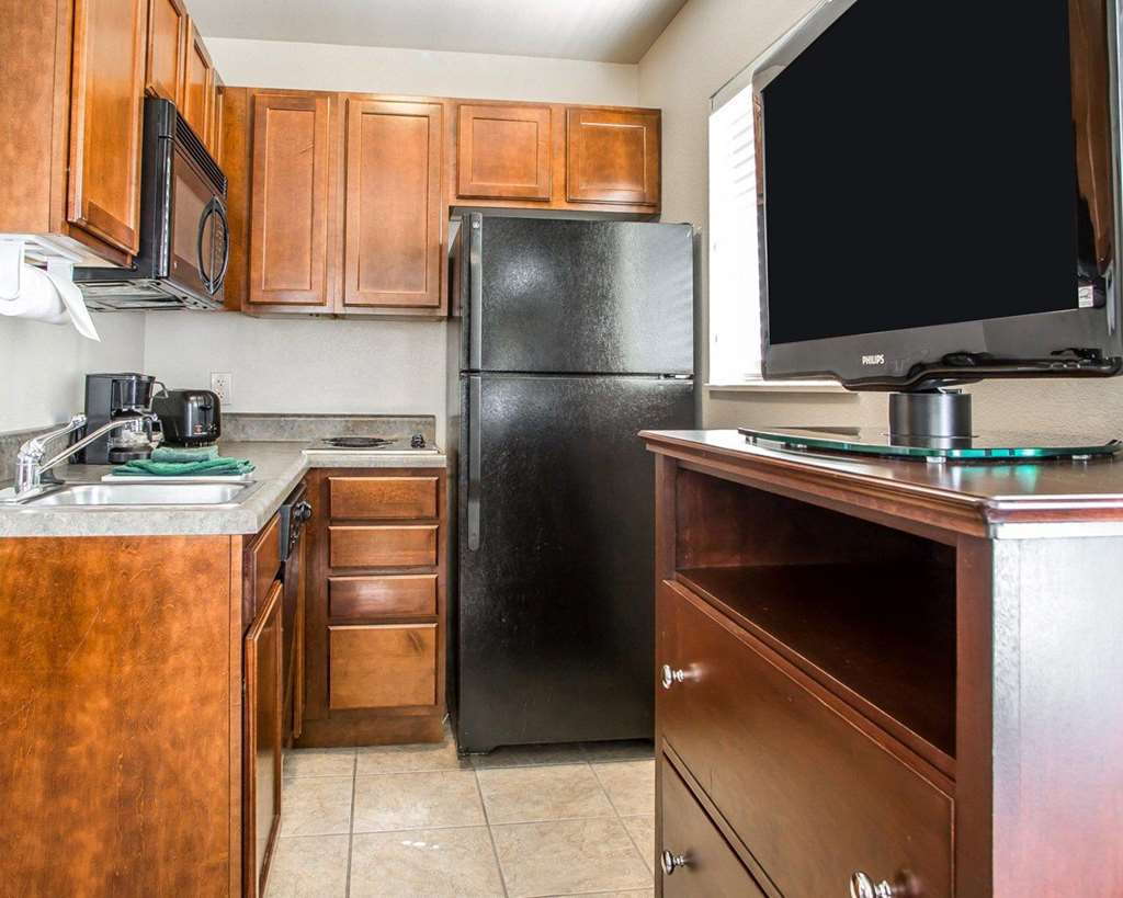 MainStay Suites St. Robert Fort Leonard Wood - photo 28
