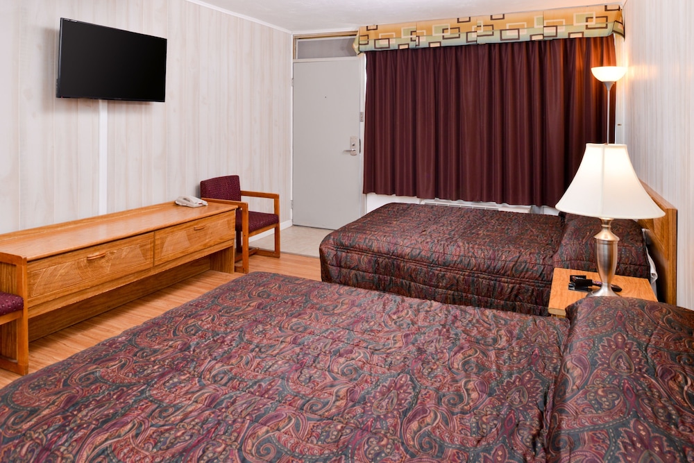 Red Carpet Inn Battleboro - photo 4