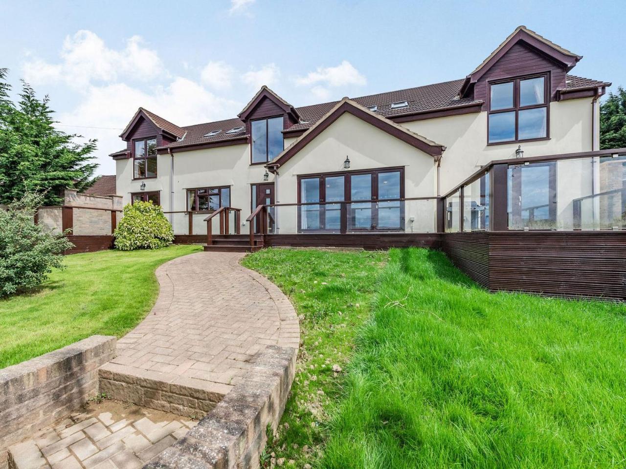 Paradise — hotel in Cinderford