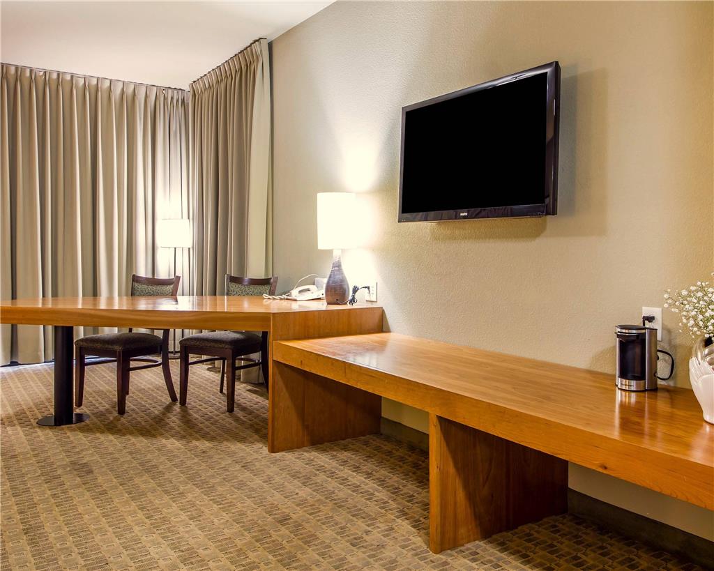 Gaia Hotel & Spa Redding an Ascend Collection Hotel - photo 7