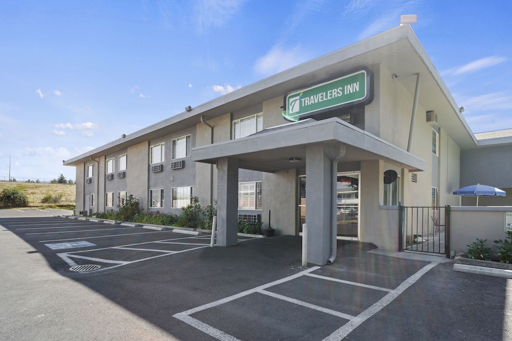 Travelers Inn Medford - photo 16
