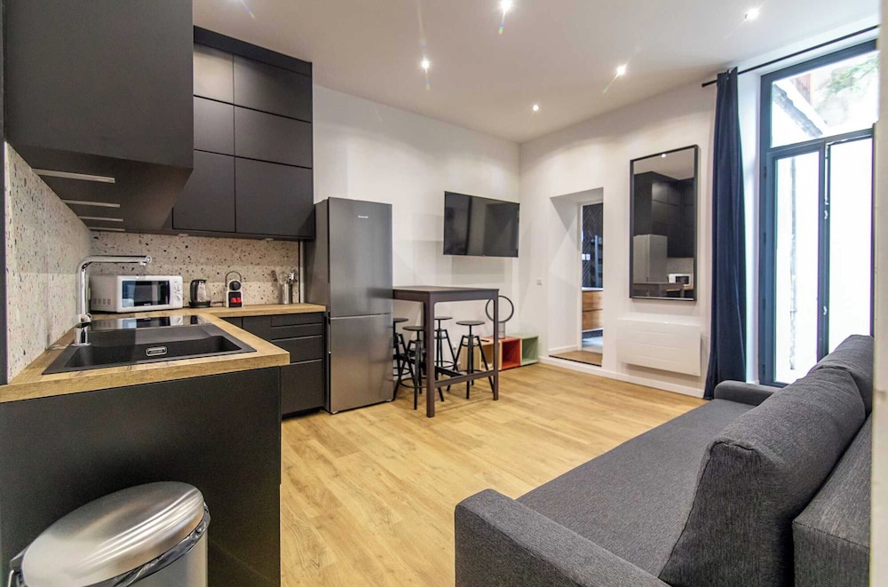 Renovated Cosy Apart Marseille Prefecture