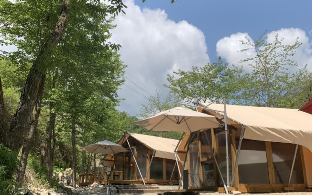 Hongcheon Haneulbaragi Glamping in Hongch'on, South Korea