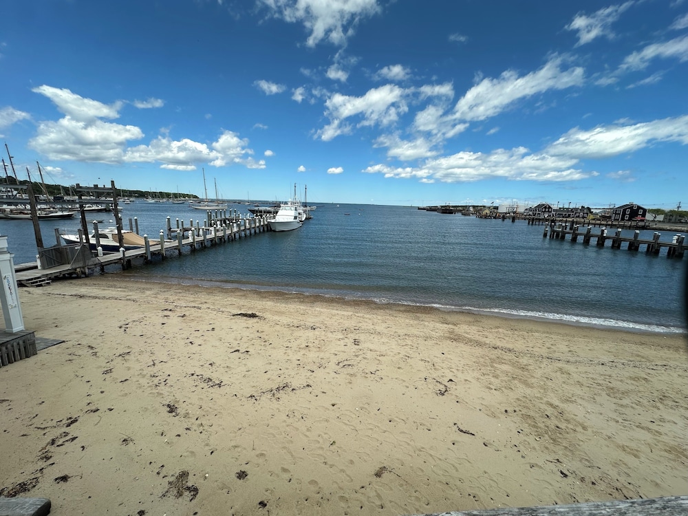 Vineyard Harbor Motel Private Beach - photo 369