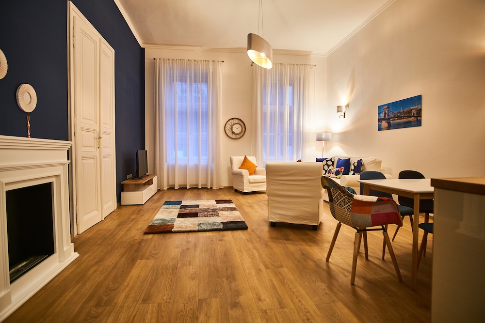 D20 Apartment Budapest — 4-Star Luxury Hotel in Budapest, Hungary