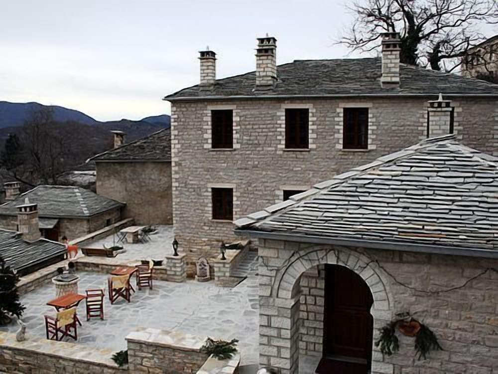 Nikolas Guesthouse — 4-Star Luxury Hotel in Ioannina, Greece