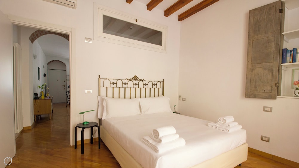 Italianway Lambro — 4-Star Luxury Hotel in Milan, Italy