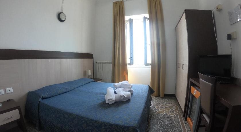 Hotel Monique — Noli — photo 2