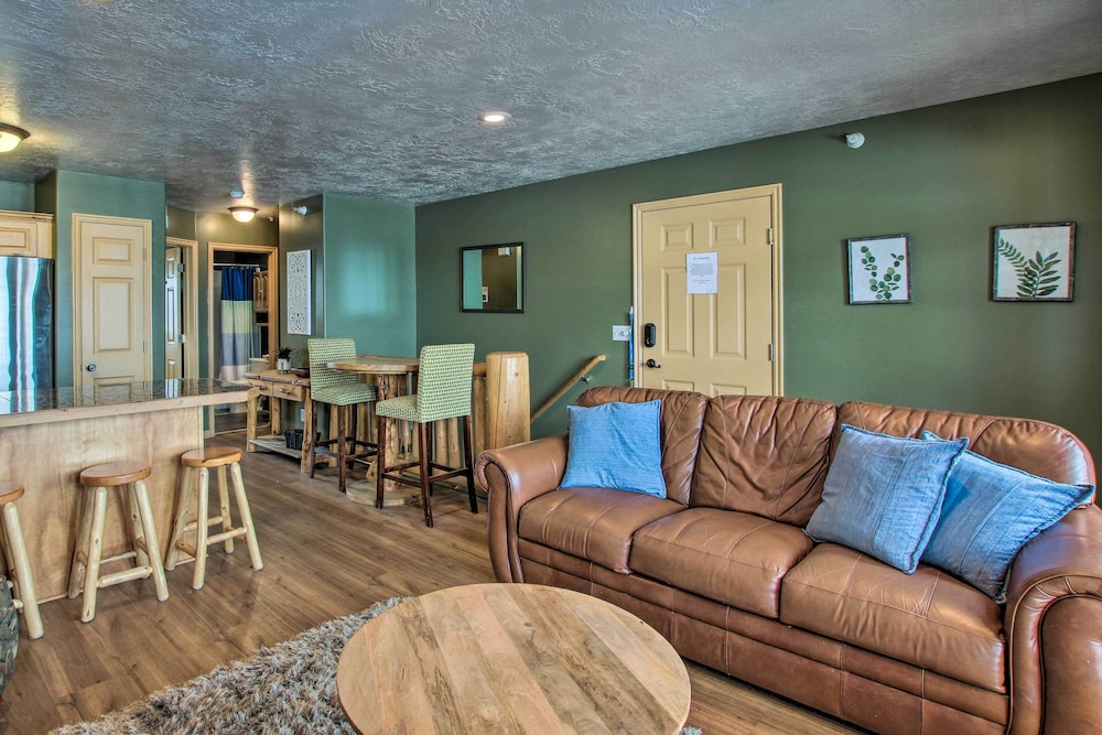 Cozy Eden Condo w Mtn Views in Wolf Creek Resort - photo 4