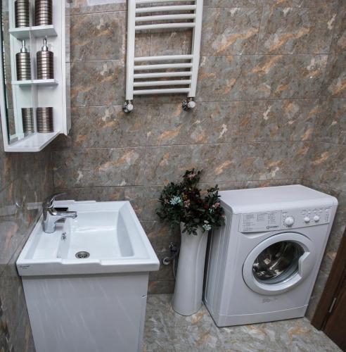 Natia's apartment on Dadiani st. 1