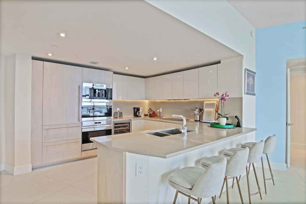 Luxury Penthouse 4 BDR With Resort Amenities - photo 18