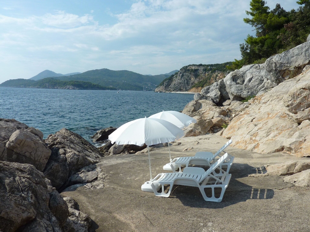 Sun & Sea Apartments