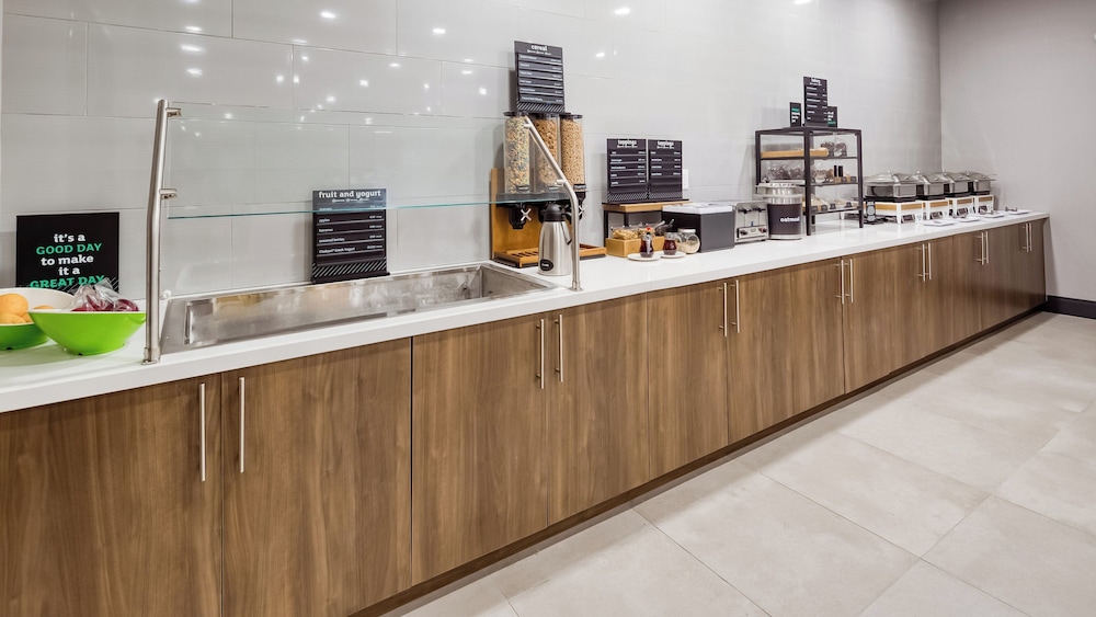 Holiday Inn Nashville Airport by IHG - photo 42