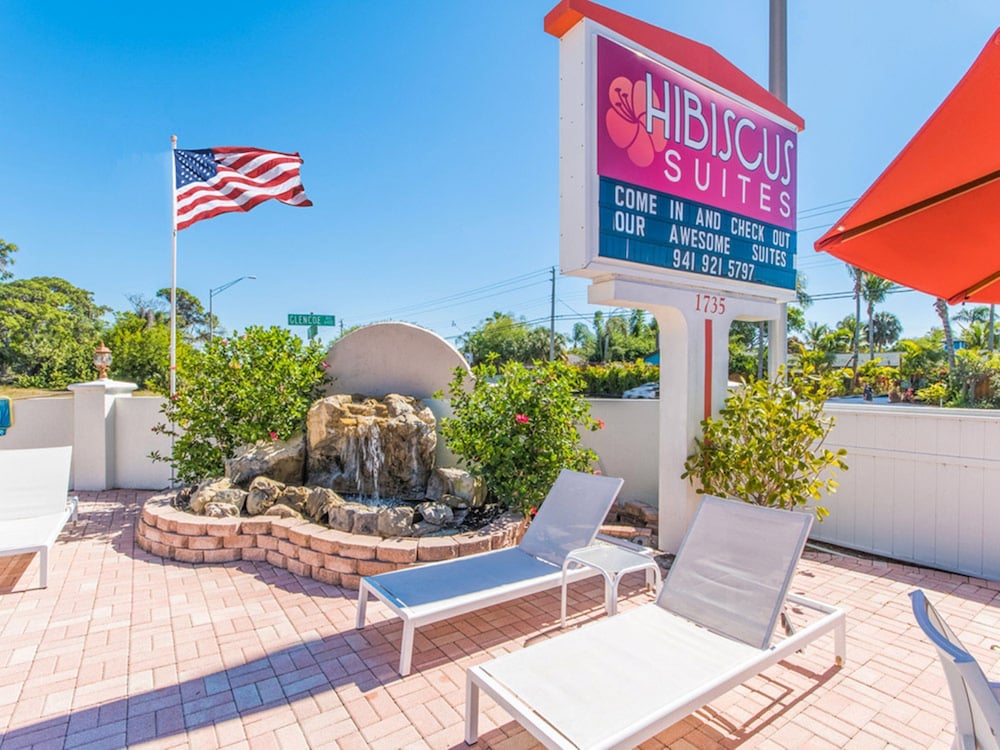 Hibiscus Suites Gateway to Siesta Key - photo 24