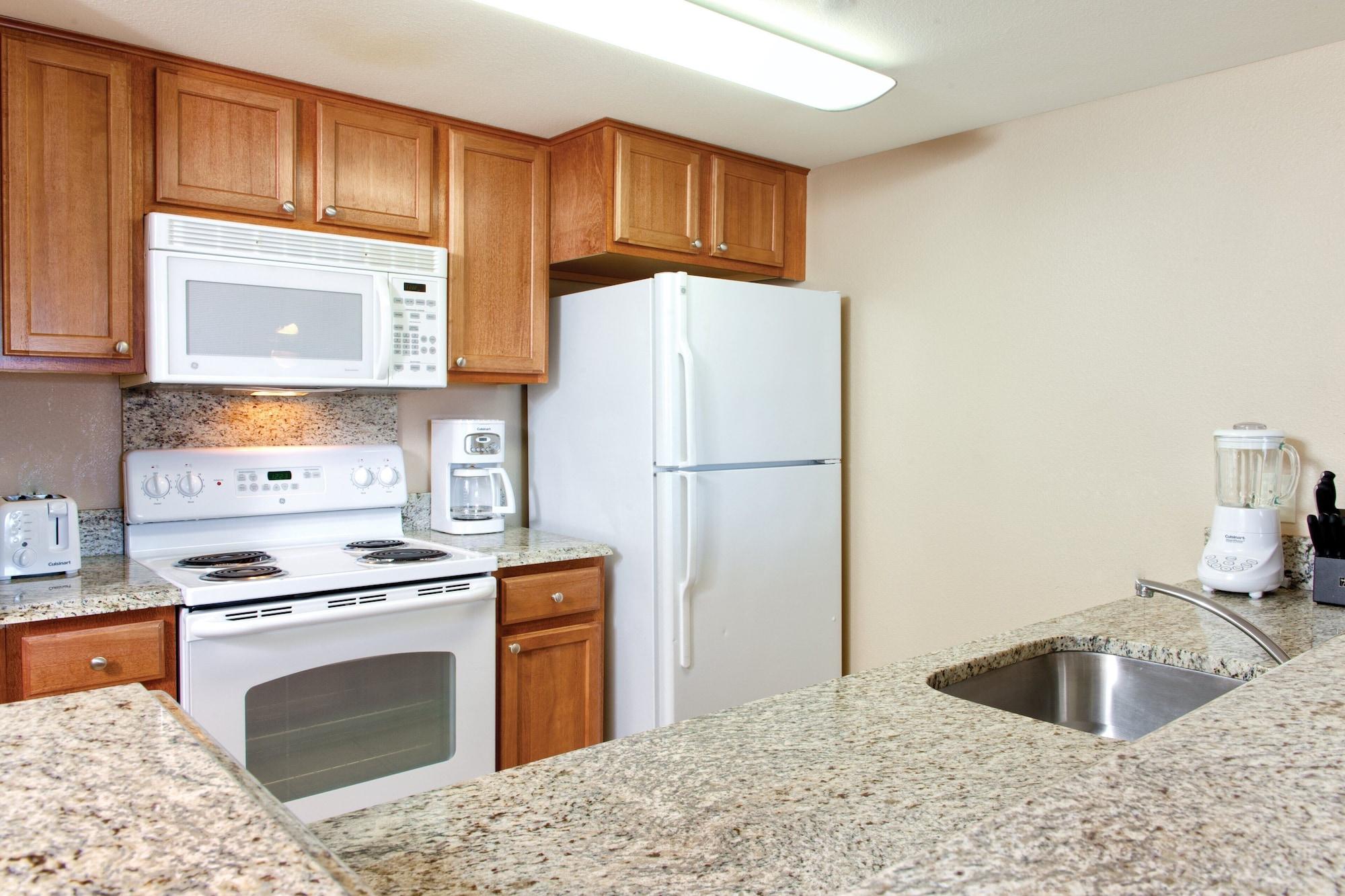 Club Wyndham at Waikiki Beach Walk - photo 20