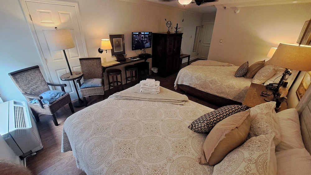 Saint Simons Inn by the Lighthouse - photo 127