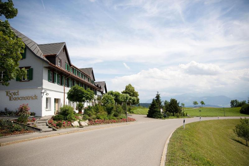 Landgasthof Hasenstrick pet-friendly hotel Durnten