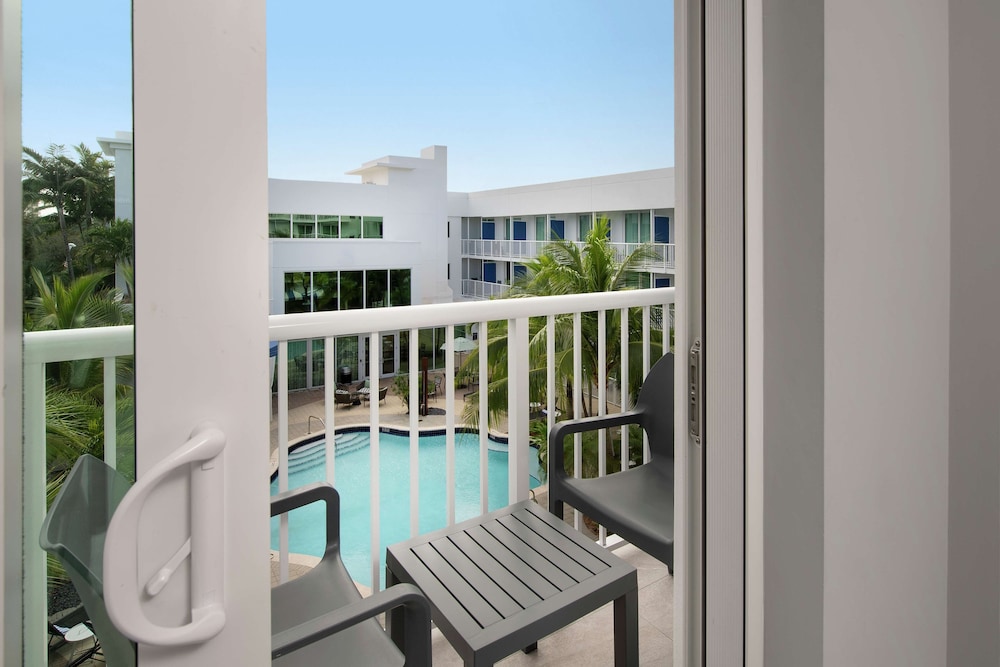 Hilton Garden Inn Miami Brickell South - photo 14