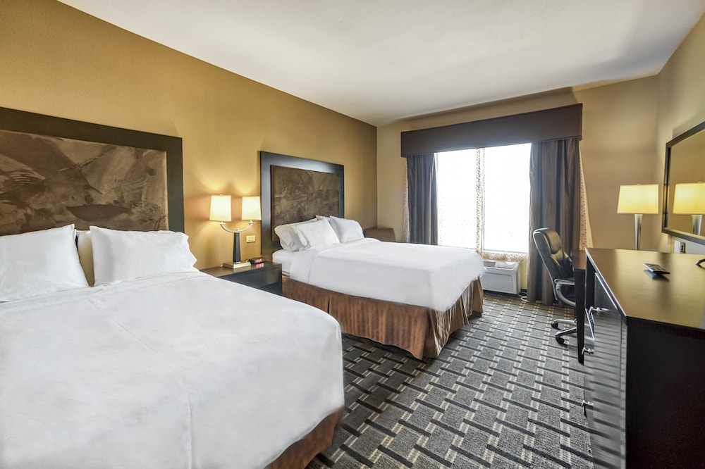Holiday Inn Express Suites Beeville by IHG - photo 17