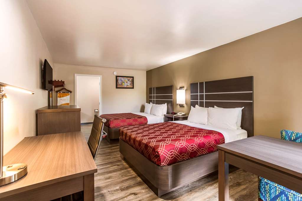 Econo Lodge Inn & Suites Murfreesboro Shopping District - photo 29