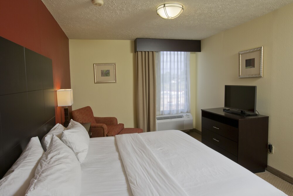 Holiday Inn Express New Albany by IHG - photo 4