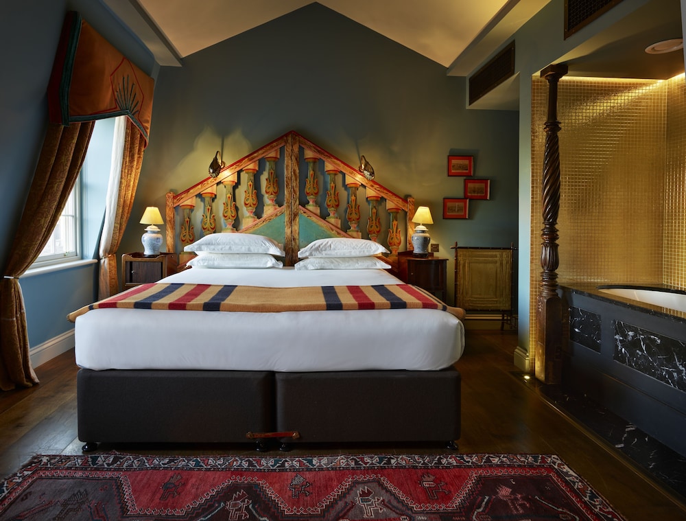 The Zetter Clerkenwell — 4-Star Luxury Hotel in London, United Kingdom