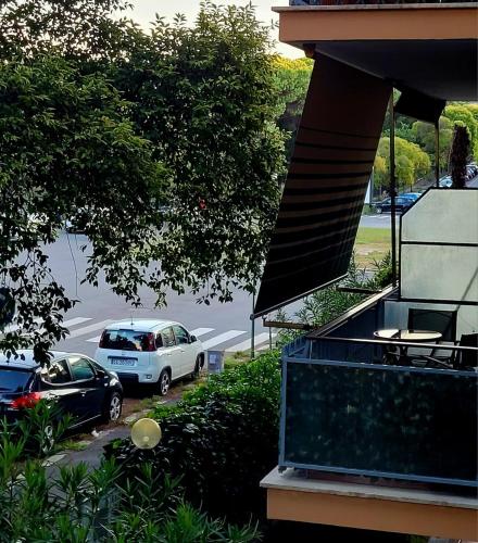 Balcone sul parco — 4-Star Luxury Hotel in Rome, Italy