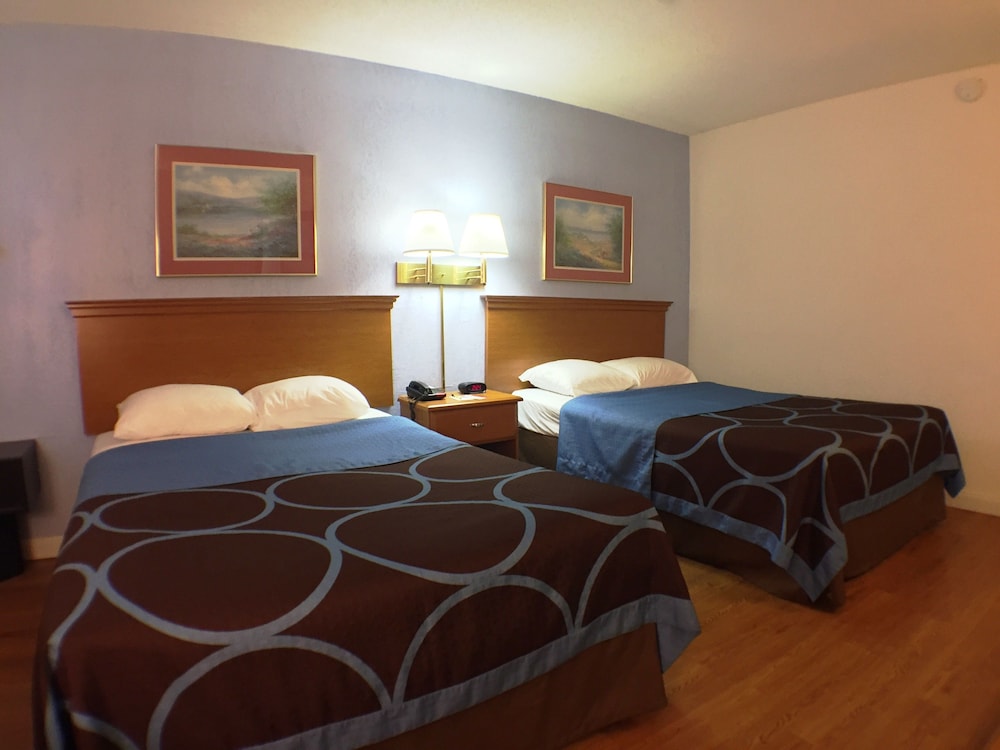 Rodeway Inn Webster NY - photo 4
