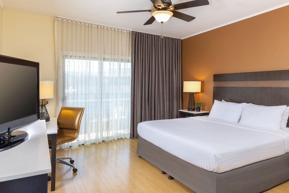 The Pierpont Inn - photo 3